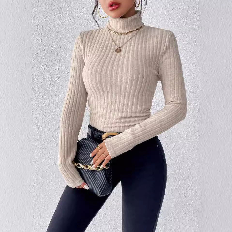 V-Ausschnitt Pullover mit Strukturstreifen – Eleganter Strickstyle